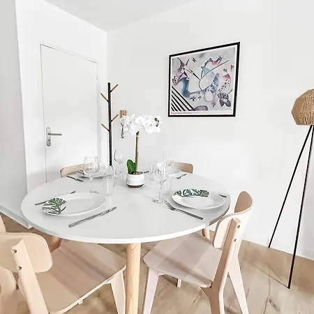 Appartement Moderne Et Lumineux En Centre-ville *