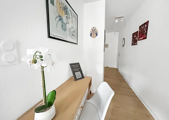 Moderne Et Lumineux En Centre-ville Poitiers